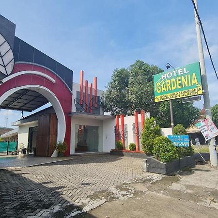 Oyo 90831 Hotel Gardenia Prambanan Yogyakarta Exterior photo