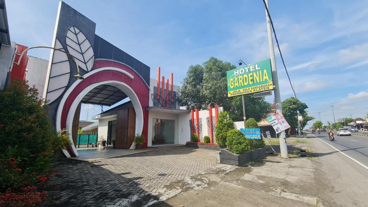 Oyo 90831 Hotel Gardenia Prambanan Yogyakarta Exterior photo