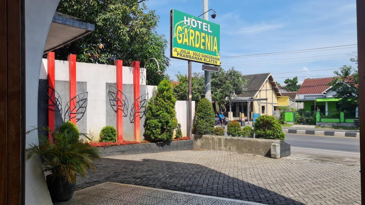 Oyo 90831 Hotel Gardenia Prambanan Yogyakarta Exterior photo